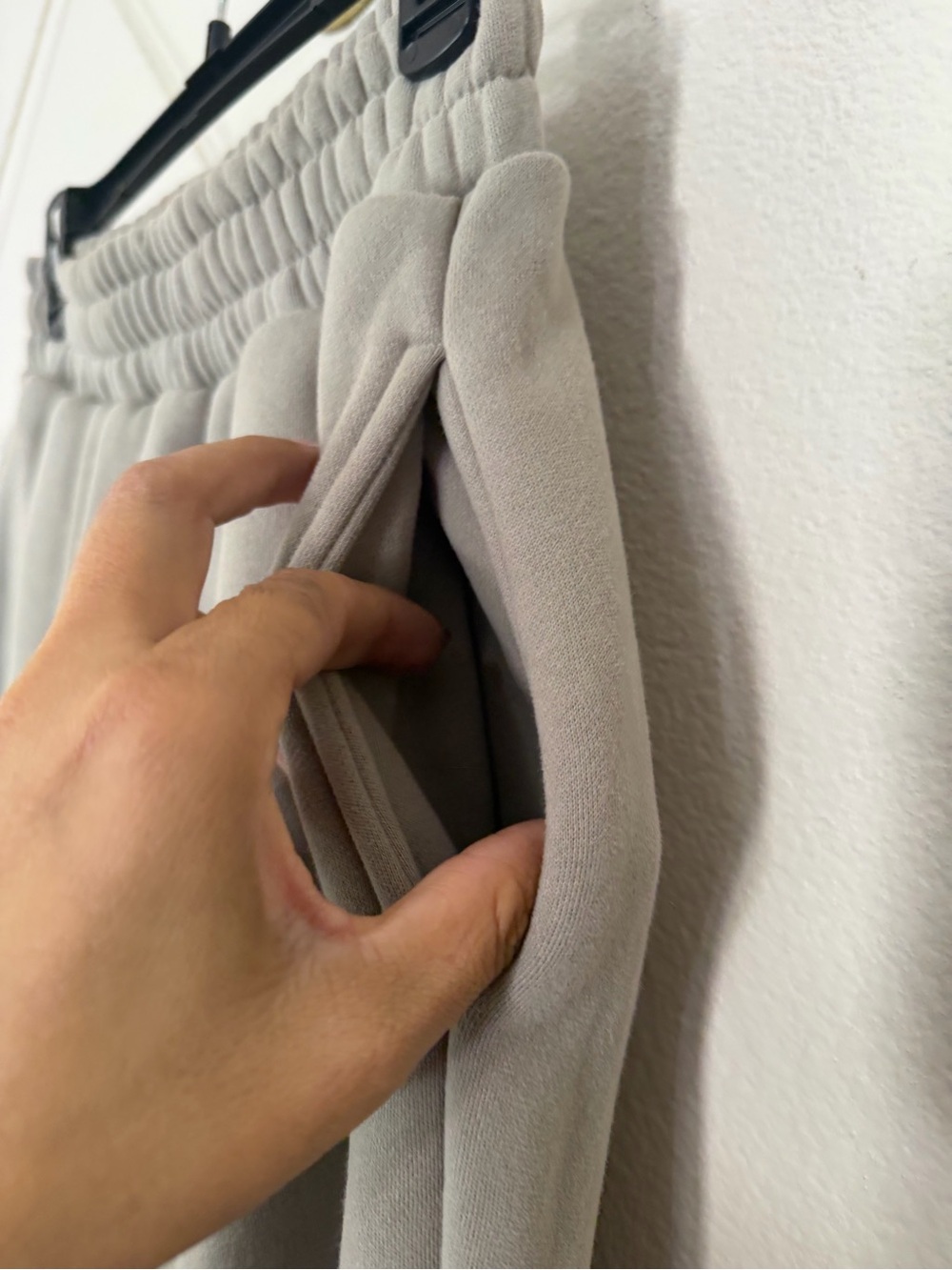 COMFRT Women's Casual Sweatpants - Picture 4 of 7